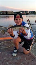 Bram Rumpf - mijn eerste snoekbaars (Large)