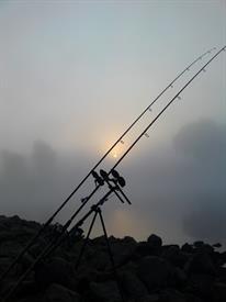 Rob Rijkers - vissen op de rivier bij Velp (Large)
