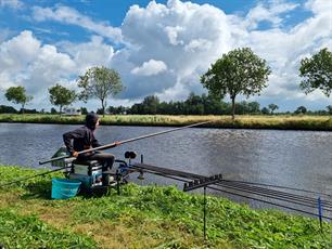 Word jij de beste jonge visser van Oost-Nederland? Geef je nu op voor de Youth Challenge wedstrijd!